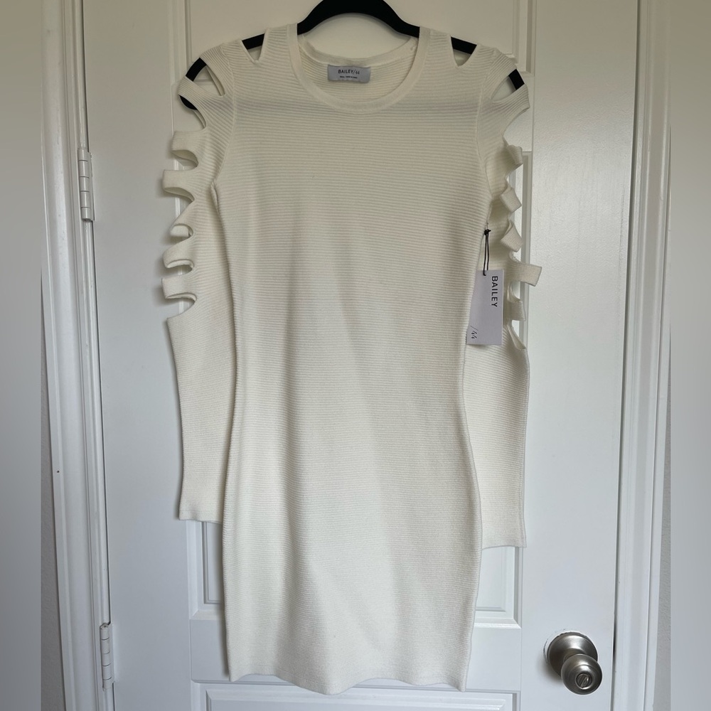 NWT - Bailey 44 Lauren bodycon dress in cream. Size S.
